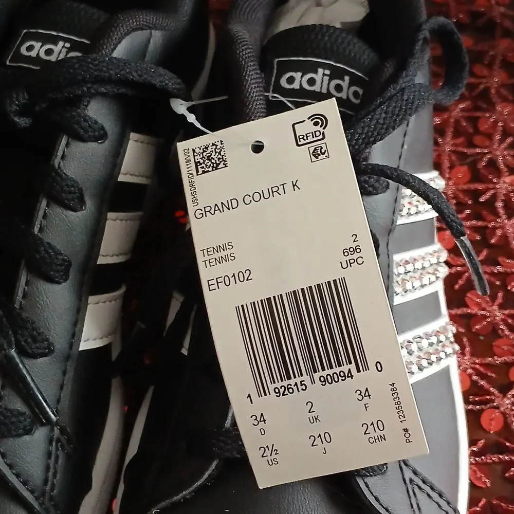 Adidas - Picture 2 of 4